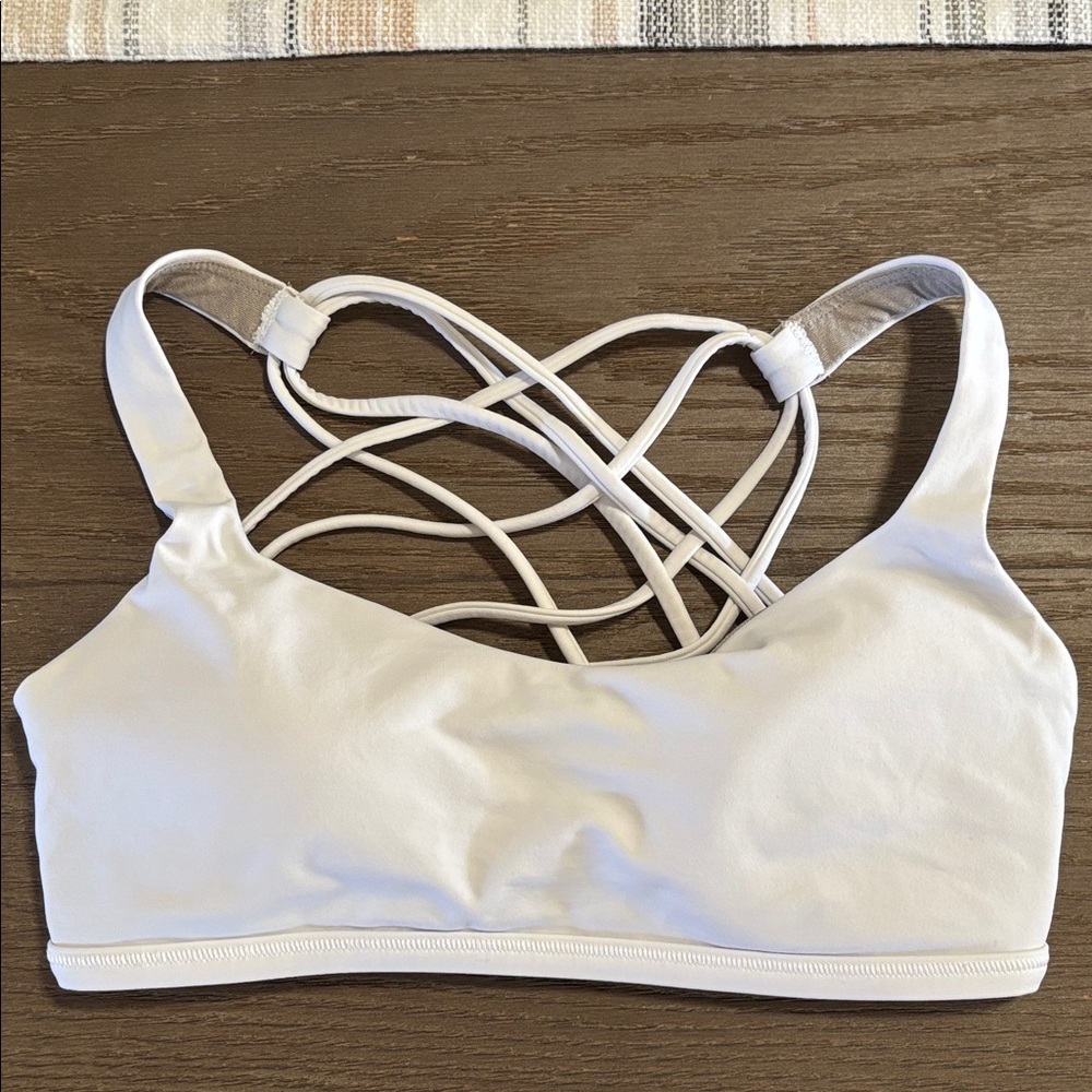 LULULEMON WOMEN’S FREE TO BE - WILD BRA 6 WORN ONCE